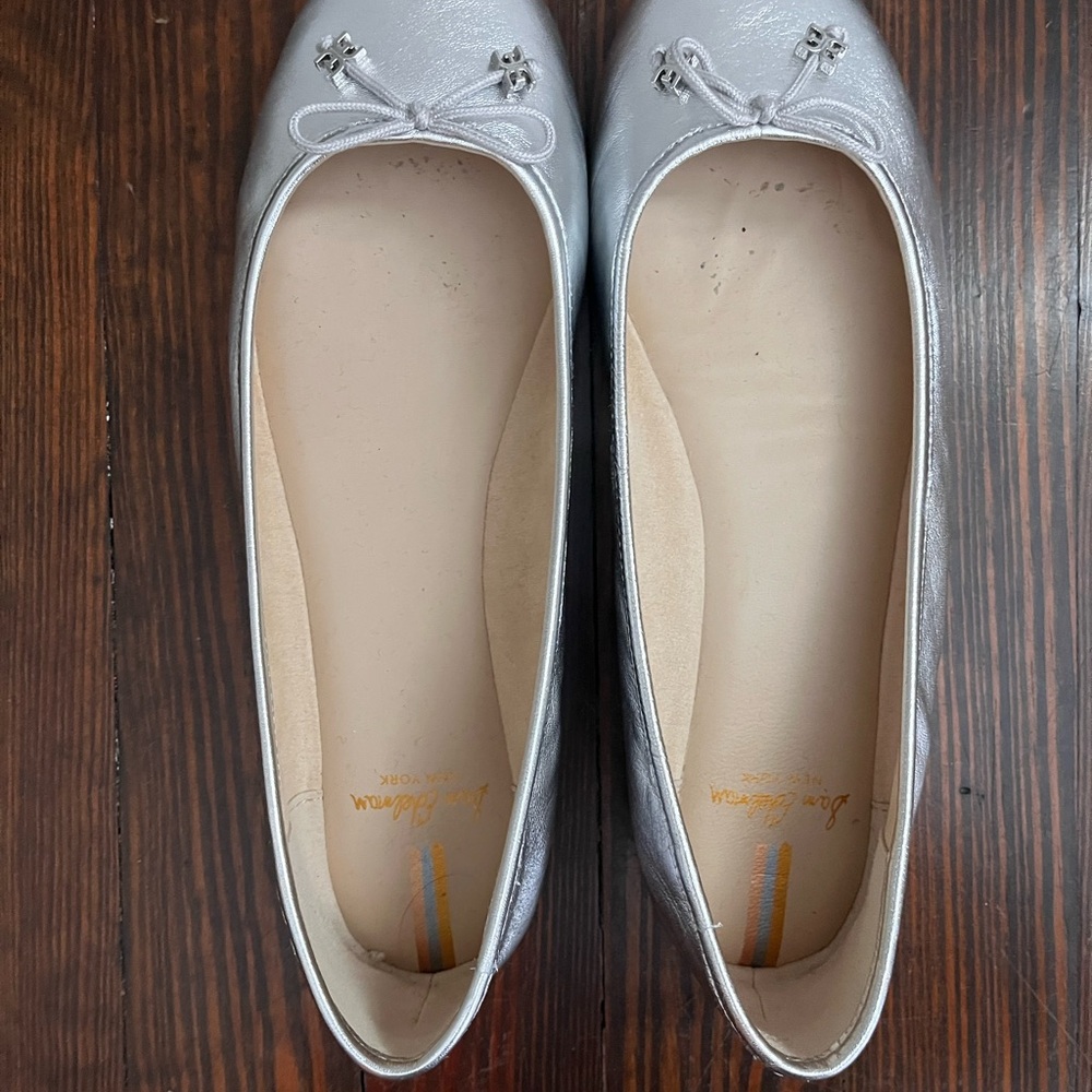 Sam Edelman Silver Flats Minimalist Design